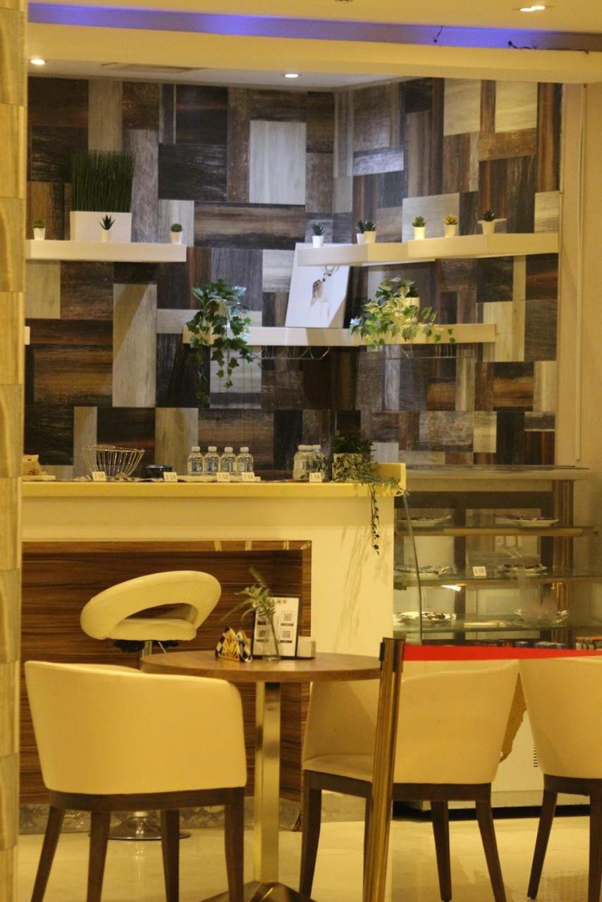 Open Hotel Riyadh Luaran gambar